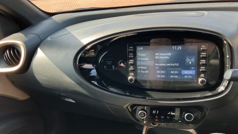 Toyota Aygo X 1.0 VVT-i Edge 5dr Auto Petrol Hatchback